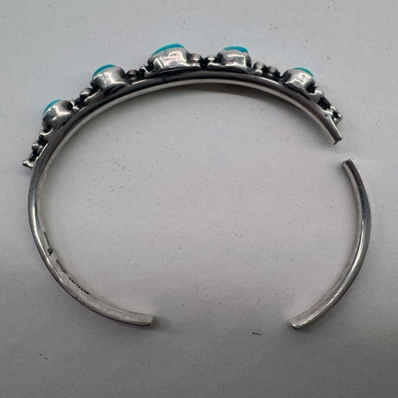Navajo Vintage Sterling Silver and Turquoise Bracelet Cuff - Picture 6 of 6